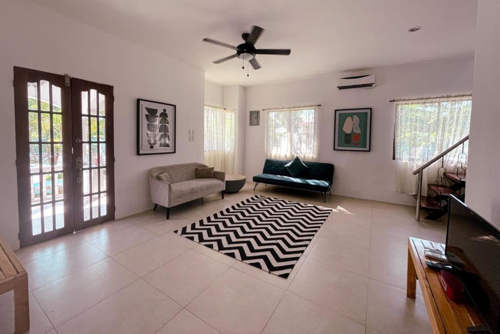 Beth'S Villa Moalboal Ngoại thất bức ảnh
